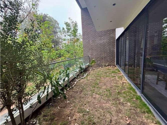 Apartamento Amueblado con Jardin en Renta Zona 16 - Imagen 11