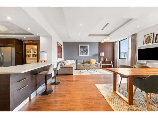 Apartamento en Renta Zona 10 - Imagen 4