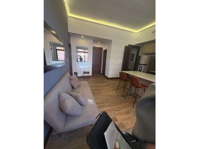 Apartamento Amueblado en Renta Zona 10 - Imagen 3