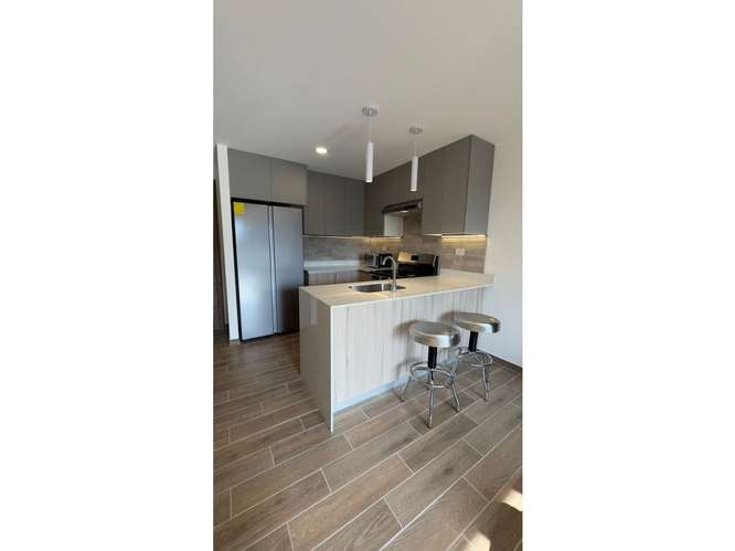 Apartamento Amueblado en Renta Zona 14 - Imagen 3