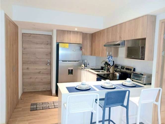 Apartamento Amueblado en Renta Zona 9 - Imagen 3