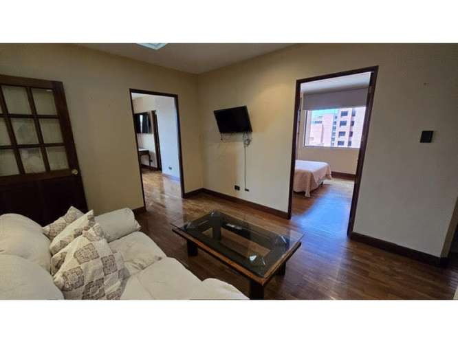 Renta Apartamento Amueblado Zona 10 - Imagen 4