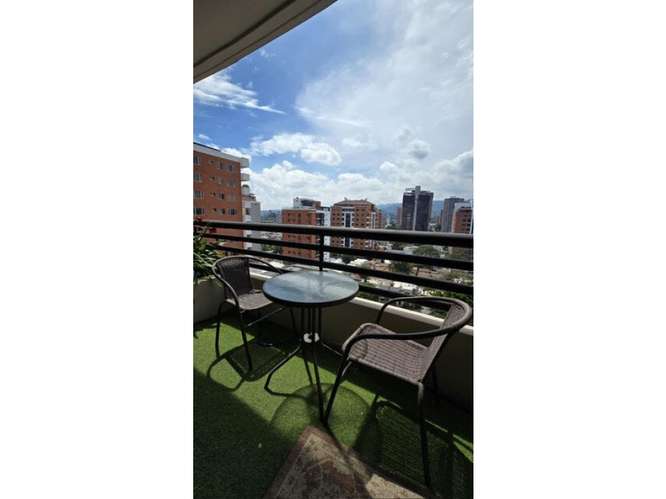 Renta Apartamento Amueblado Zona 10 - Imagen 13