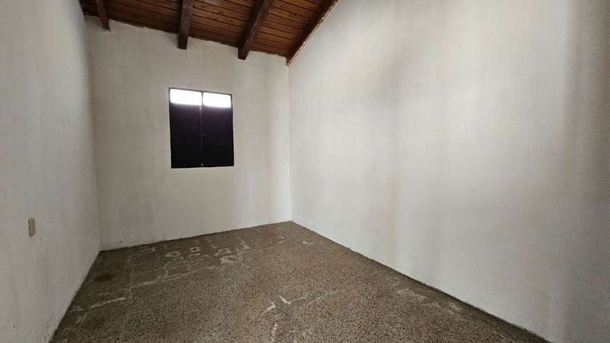 Casa Independiente en Venta Antigua Guatemala ideal para uso residencial, educativo o empresarial excelente ubicación! - Imagen 6