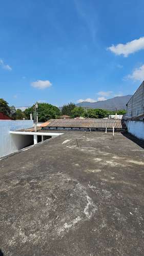 Casa Independiente en Venta Antigua Guatemala ideal para uso residencial, educativo o empresarial excelente ubicación! - Imagen 19