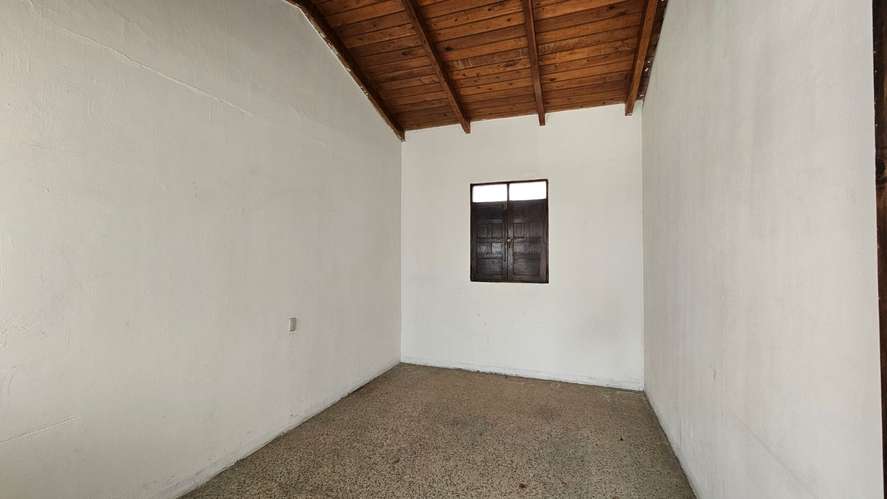 Casa Independiente en Venta Antigua Guatemala ideal para uso residencial, educativo o empresarial excelente ubicación! - Imagen 20