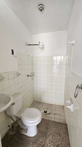Casa Independiente en Venta Antigua Guatemala ideal para uso residencial, educativo o empresarial excelente ubicación! - Imagen 18
