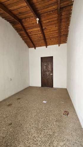 Casa Independiente en Venta Antigua Guatemala ideal para uso residencial, educativo o empresarial excelente ubicación! - Imagen 17