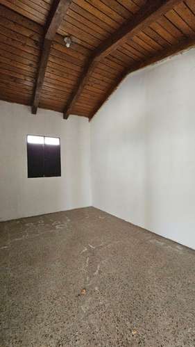Casa Independiente en Venta Antigua Guatemala ideal para uso residencial, educativo o empresarial excelente ubicación! - Imagen 12