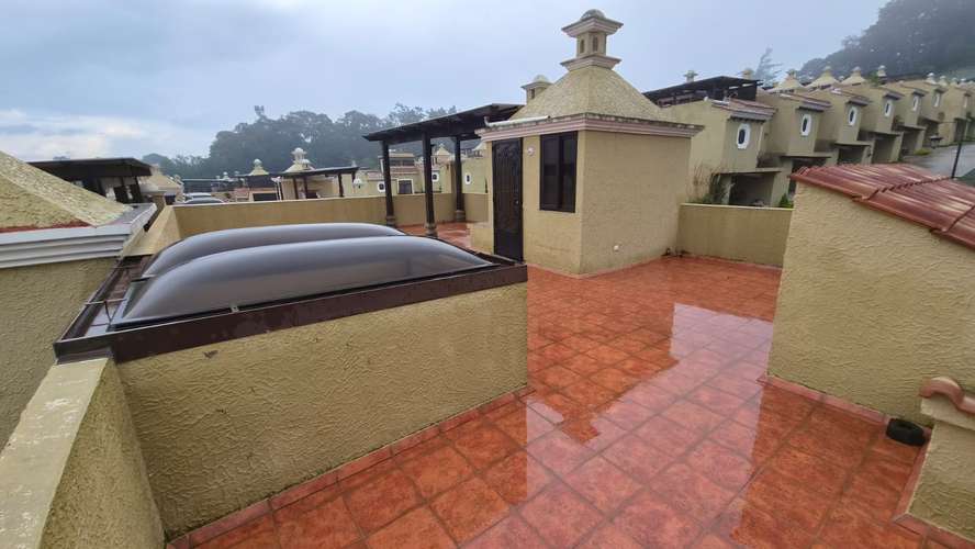 preciosa casa en venta, de 3 niveles, 3 habitaciones, 2 parqueos en san lucas, muy serca de la antigua - Imagen 20