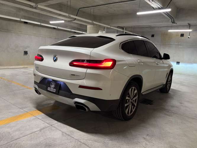 BMW X4 XDrive 20i de Agencia Modelo 2024