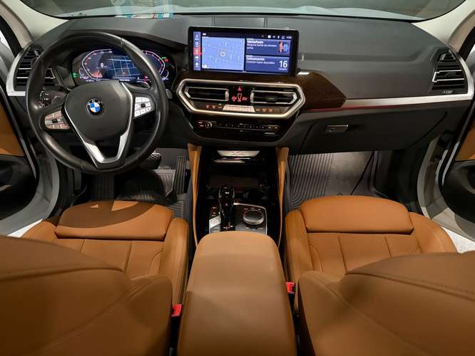 BMW X4 XDrive 20i de Agencia Modelo 2024