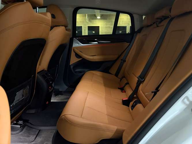 BMW X4 XDrive 20i de Agencia Modelo 2024