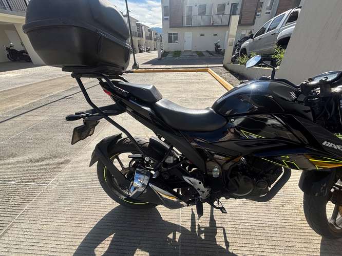 SUZUKI GIXXER 155 DF