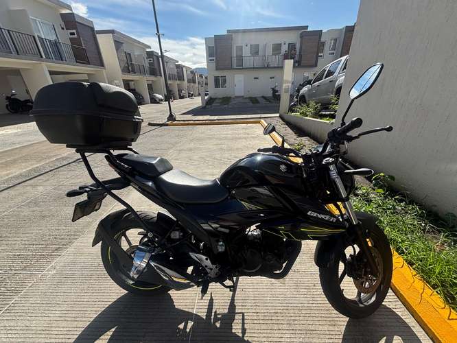SUZUKI GIXXER 155 DF