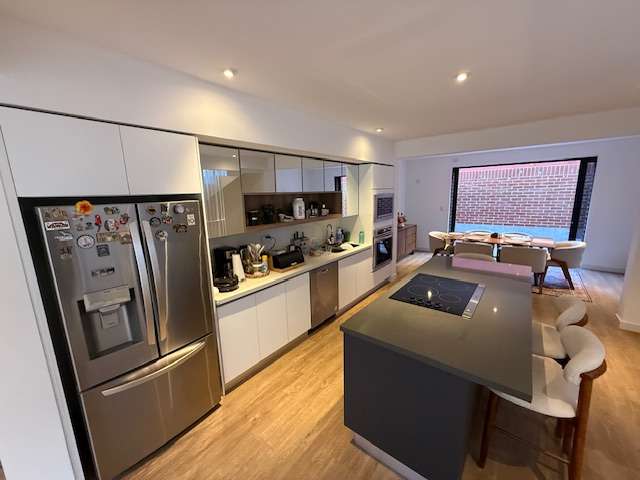 Vendo casa en Zona 13 CONDOMINIO CAÑADAS DE ELGIN - Imagen 11