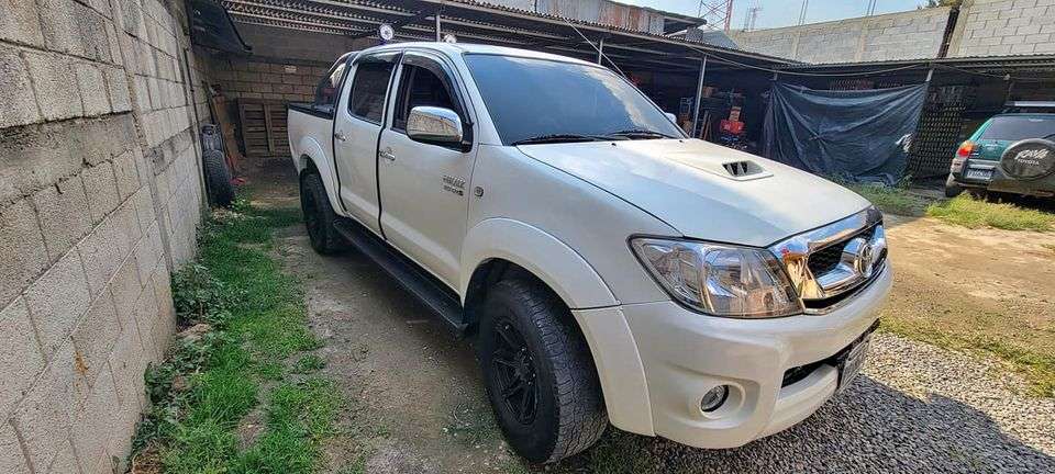 Toyota Hilux Vigo SRV