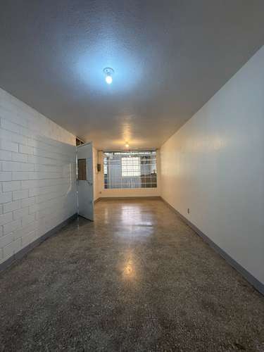 Casa de 3 habitaciones en Loma Linda, Zona 11, con excelente ubicación
