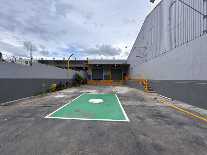 ALQUILO BODEGA EN VILLA NUEVA, A 150 MTRS DE LA CA9 SUR. - Imagen 13