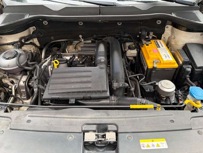 Volkswagen Taos 250 TSi de Agencia Modelo 2022 - Imagen 10
