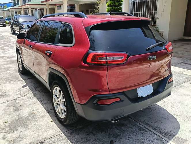 Jeep Cherokee sport 2017 