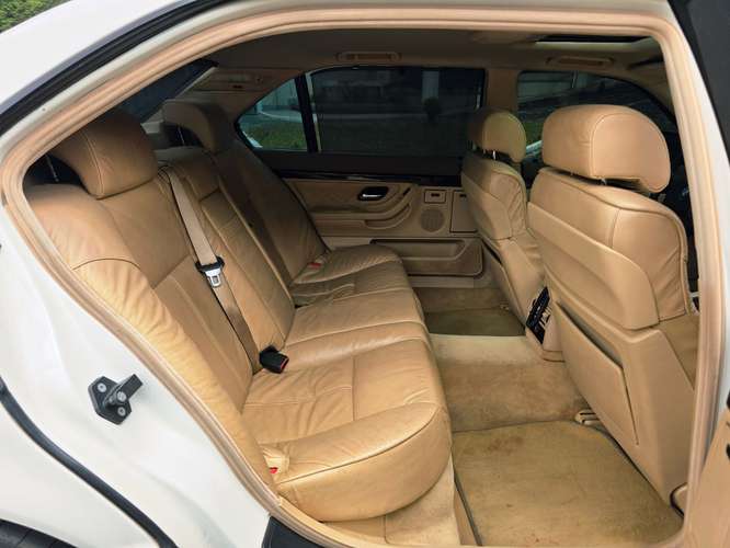BMW 740IL