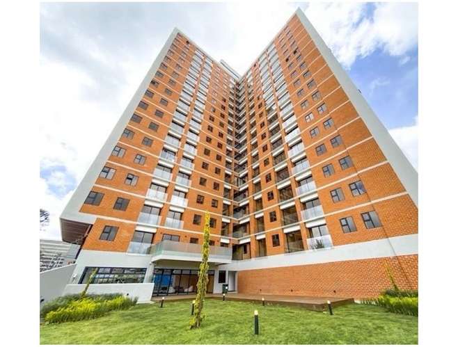 Zona 10 Edificio Brunelo apartamento en renta 