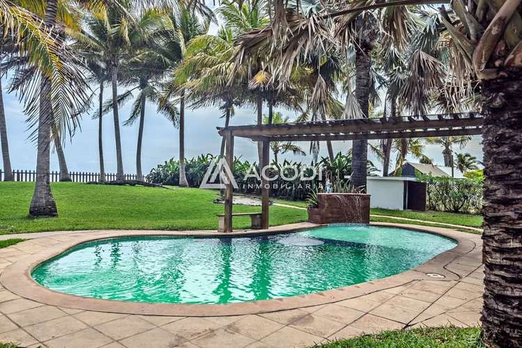 Casa frente al mar en Monterrico, Santa Rosa