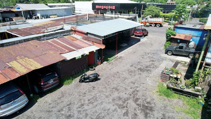 Terreno Comercial en Renta 4ta Avenida de Escuintla cercano al Estadio Armando Barillas - Imagen 20