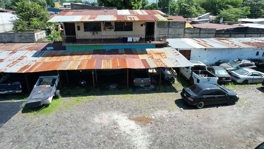 Terreno Comercial en Renta 4ta Avenida de Escuintla cercano al Estadio Armando Barillas - Imagen 12