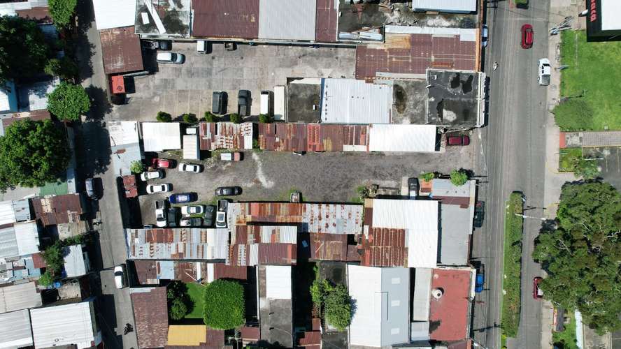 Terreno Comercial en Renta 4ta Avenida de Escuintla cercano al Estadio Armando Barillas - Imagen 3