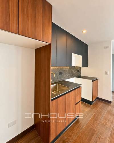 APARTAMENTO EN RENTA ZONA 10 NIVEL ALTO  - Imagen 11