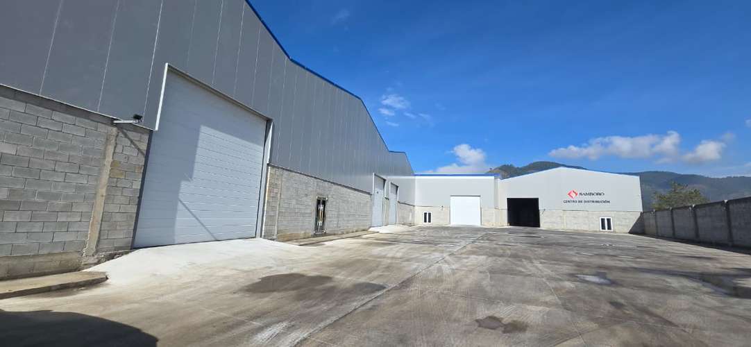RENTO BODEGA QUETZALTENANGO, DENTRO DE COMPLEJO - Imagen 3