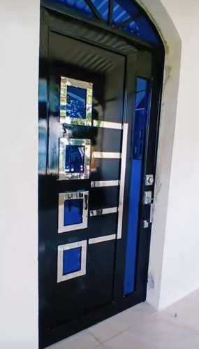 FABRICACIÓN DE VENTANAS,PUERTAS,BARANDAS,BALCONES ETC... - Imagen 12