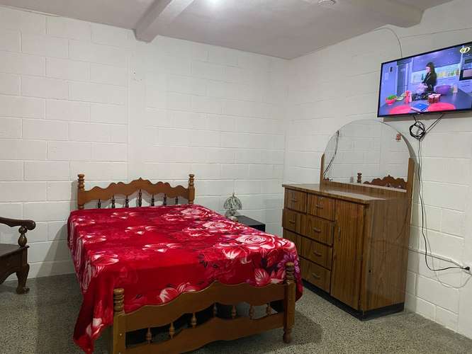 Se alquila apartamento tipo Loft zona 1, ciudad - Imagen 4