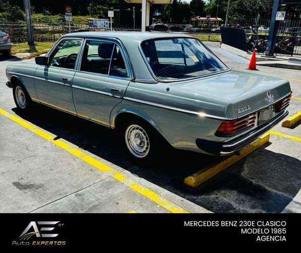  MERCEDES-BENZ 230E CLÁSICO | MODELO 1985 
