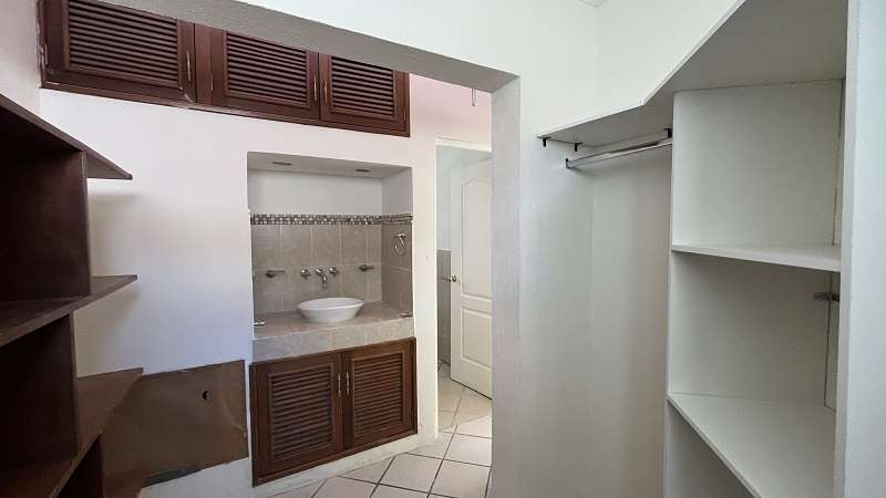 Alquiler de casa ubicada en zona 12 Colonia Villa Sol - Imagen 12