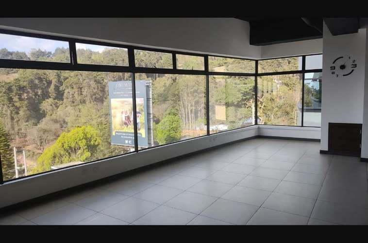 Venta de oficina en Centro Corporativo Muxbal 131 Mt2.