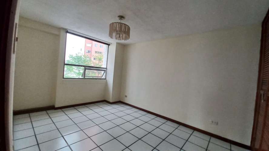 Venta de Apartamento en zona 14 Ibiza 2 dormitorios y estudio - Imagen 8