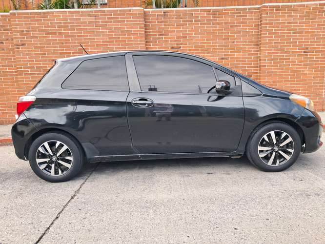 Toyota yaris Automático 1.5
