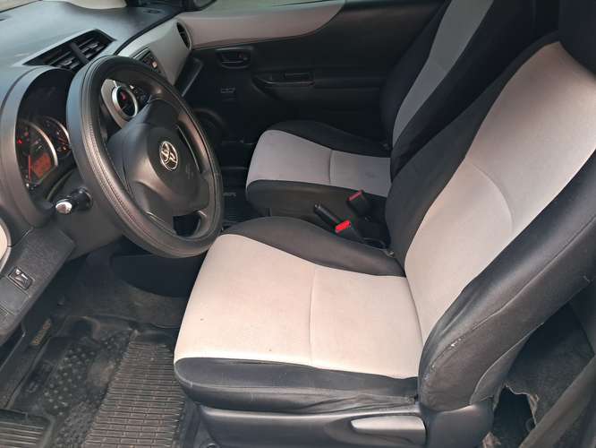 Toyota yaris Automático 1.5