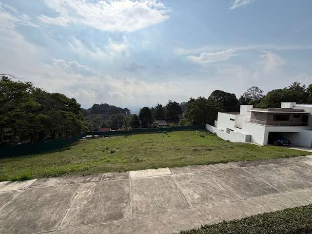 Vendo terreno en Santa Catarina Pinula 20 calle final Zona 10 - Imagen 10