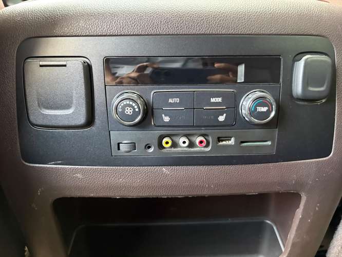 Chevrolet Tahoe C1500 LTZ Importado Modelo 2016 Blindaje 3 Plus - Imagen 17