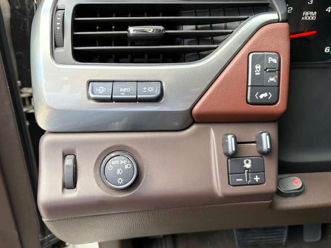 Chevrolet Tahoe C1500 LTZ Importado Modelo 2016 Blindaje 3 Plus - Imagen 18