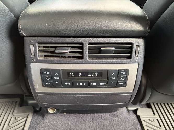 Toyota Land Cruiser VX de Agencia Modelo 2018