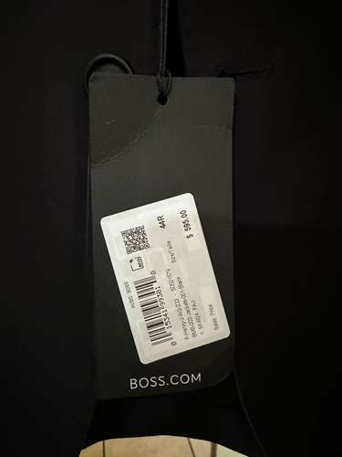 TRAJE - MARCA: HUGO BOSS- PERFORMANCE - NUEVO - ORIGINAL - COLOR: NEGRO - TALLA: 44R - PANTALON: 34