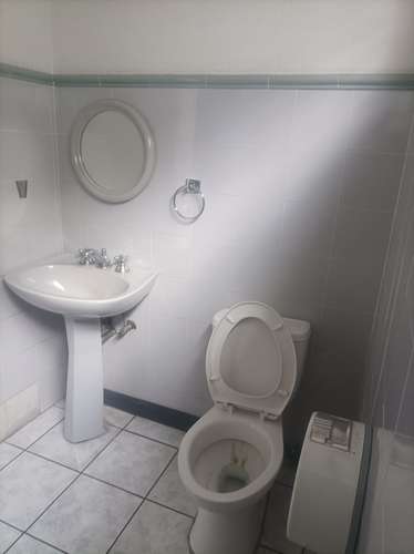ALQUILER DE CASA DE 1 NÍVEL EN ZONA 11, COLONIA MARISCAL - Imagen 3