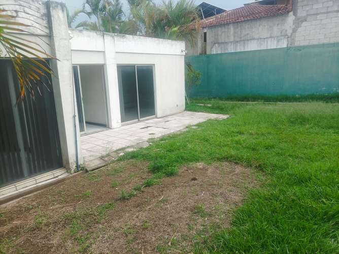 ALQUILER DE CASA DE 1 NÍVEL EN ZONA 11, COLONIA MARISCAL - Imagen 10