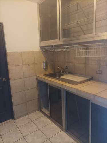 ALQUILER DE CASA DE 1 NÍVEL EN ZONA 11, COLONIA MARISCAL - Imagen 8