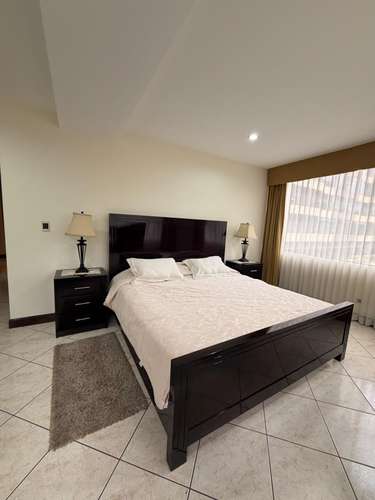 Zona 10 Milenia Oakland apartamento amueblado - Imagen 8